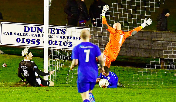 Wick 2 v Lossiemouth 0 - SHFL - Harmsworth Park 27/12/2021
