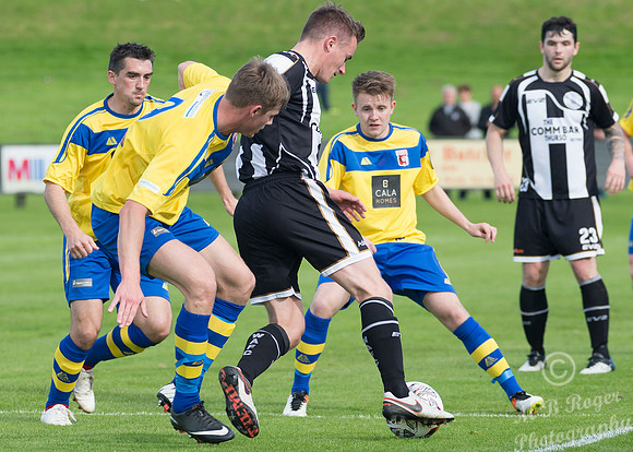 Wick 1 v Inverurie 1 SHFL Harmsworth Park 03/09/2016