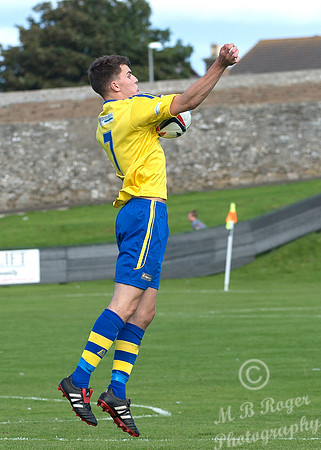 Wick 1 v Inverurie 1 SHFL Harmsworth Park 03/09/2016