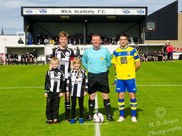 Wick 1 v Inverurie 1 SHFL Harmsworth Park 03/09/2016