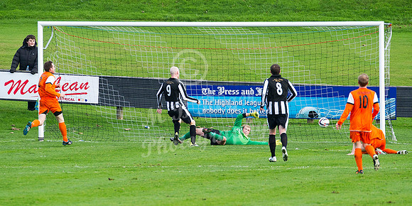 Wick,Wick Academy,Wick goal,Fort William,Highland League,SHFL,Scorries,Harmsworth Park,Gary Weir 8 goals,Gary Weir goal 2,Chuckie Weir,Chuckie Weir goal 2,Robert Donaldson