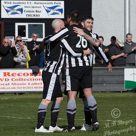 Wick 4 v Forres 3 SHFL 18/04/2015  Harmsworth Park