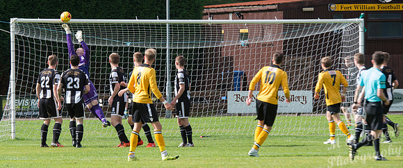 Fort William 3 v Wick 8 SHFL Claggan Park 10/09/2016