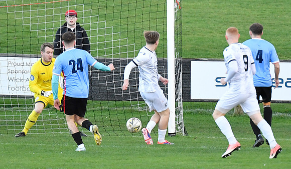 Wick Academy 1 v Inverurie Locos 2 - SHFL- Harmsworth Park - 16/