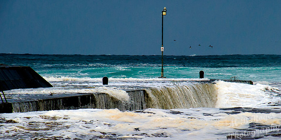 Storm - Thurso Harbour 10/12/14