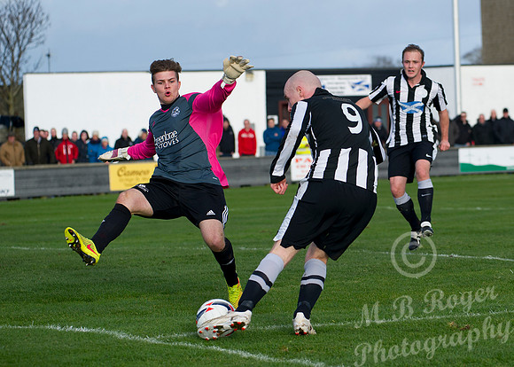 Wick 4 v Lossiemouth 0 SHFL Harmsworth Park 25/10/2014