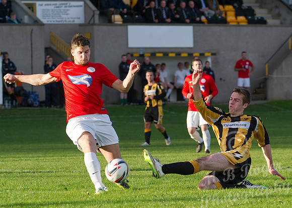 Huntly 0 v Wick 2 SHFL 18/10/2014 - Christie Park